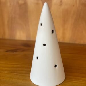 Árbol con orificios