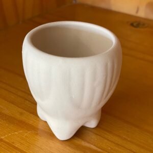 Maceta vintage chica